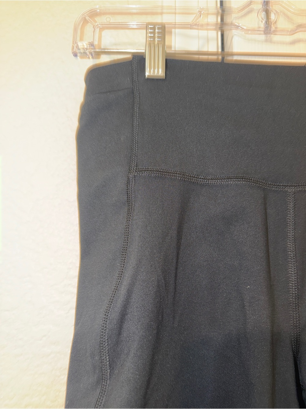 all in Motion High-Waist Black Women’s Active Shorts - Picture 3 of 8